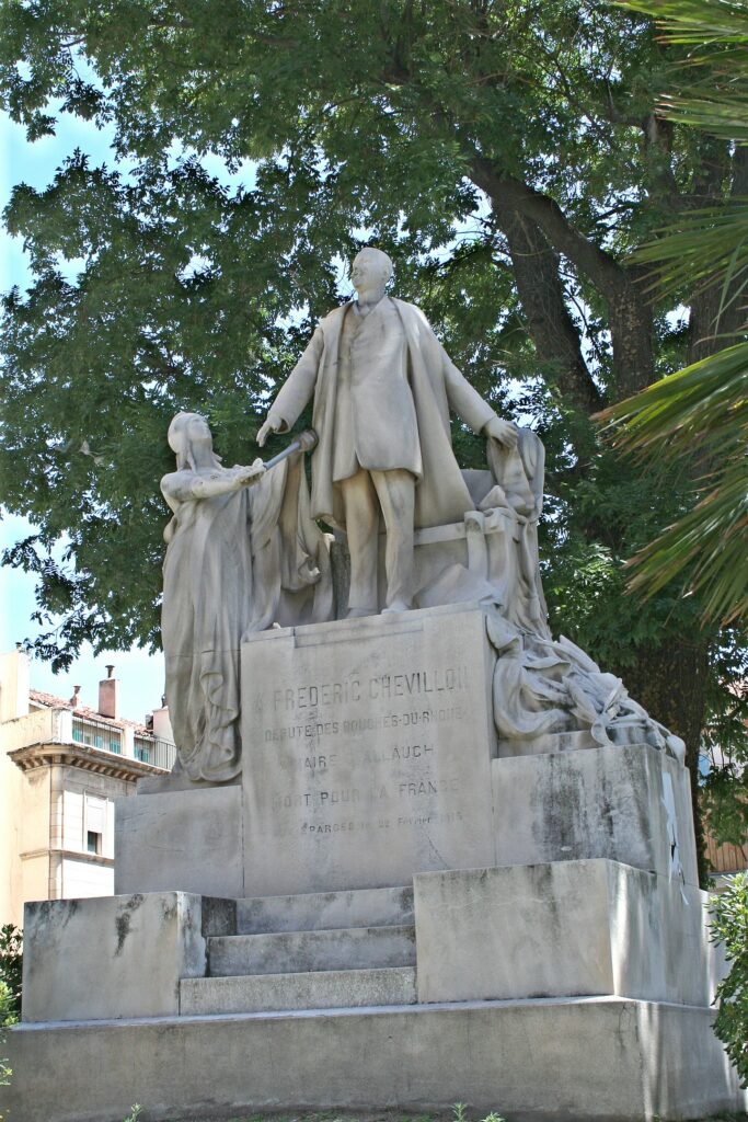 Monument à Frédéric Chevillon par Henri Raybaud, Marseille