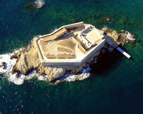 L'Ecueil des Cent Francs, Fort de Tourville, Ile Degaby & C2 Beach, Marseille