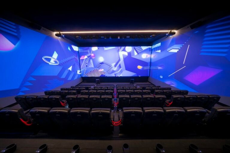 Cinéma Pathé EuropaCorp Joliette, un long film de 14 ans, Marseille