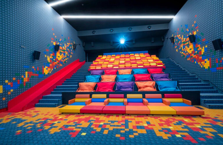 Cinéma Pathé EuropaCorp Joliette, un long film de 14 ans, Marseille