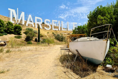 Lettres Marseille de Netflix, Parc Foresta, cuando la ciudad de Marsella se toma a sí misma por la ciudad de los ángeles