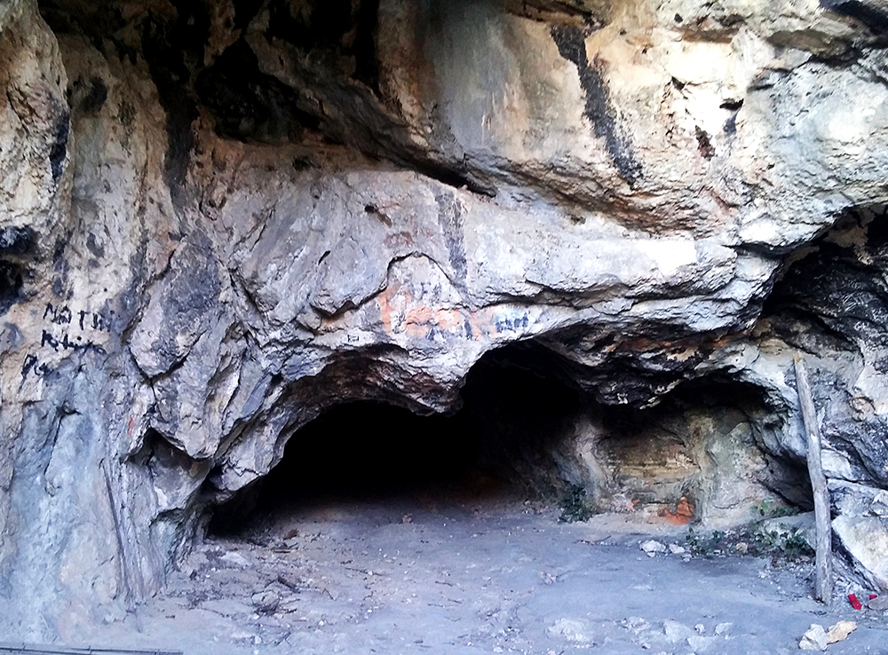 Grotte Rolland, le Repaire des Truands et des Chauves-Souris