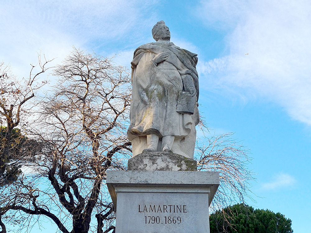 Statue de Lamartine par Albert Bouquillon, La Marseillaise de la Paix