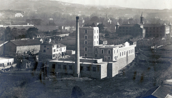 Distilleries Adrien Artaud, les Aygalades, 1886-1939
