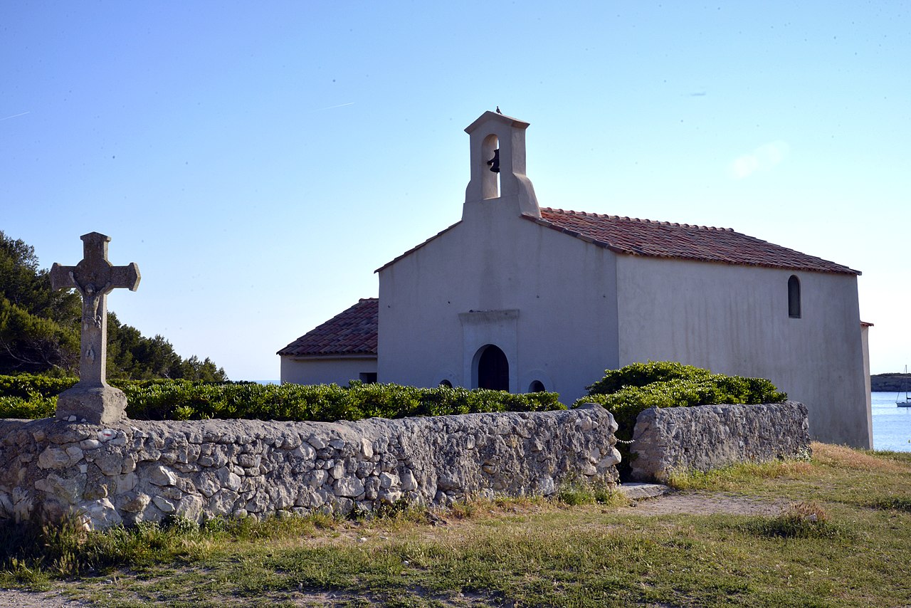 Les chapelles de Sainte-Croix,  XIIème et XVIIème siècle