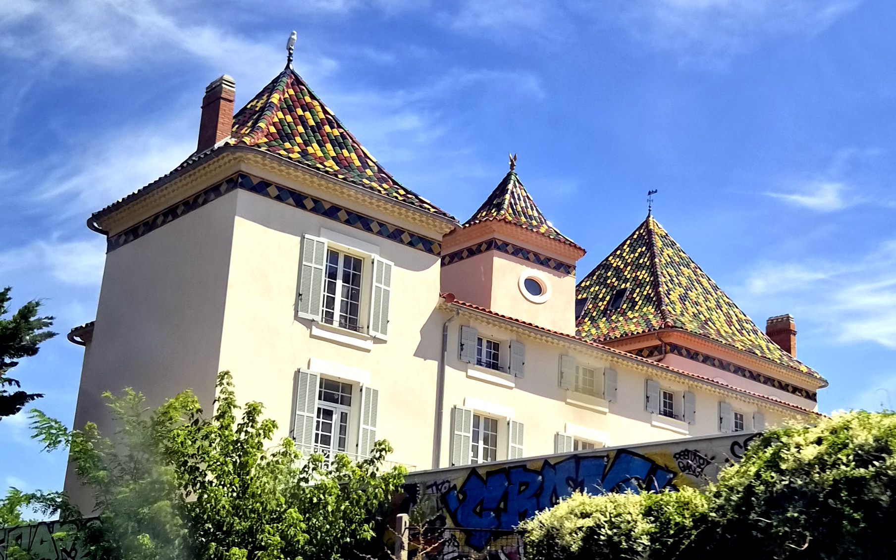 Bastide de la Guillermy, Renaissance d’une Victime de la Route