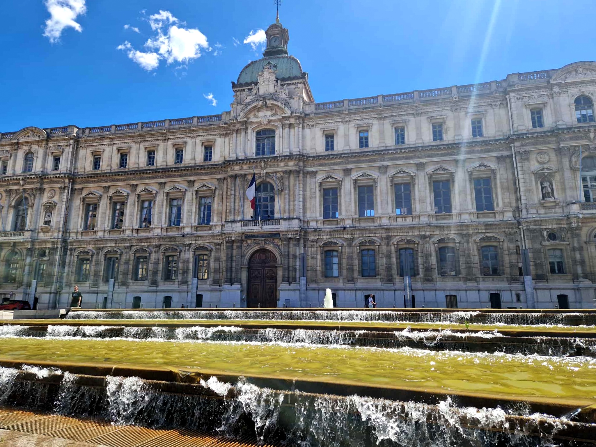Bassins & Fontaine de la Place de la Préfecture par François Seigneur, 1995