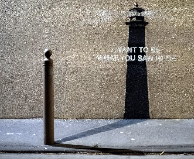 Le Phare de Bansky devenu brièvement Pénis, 2025