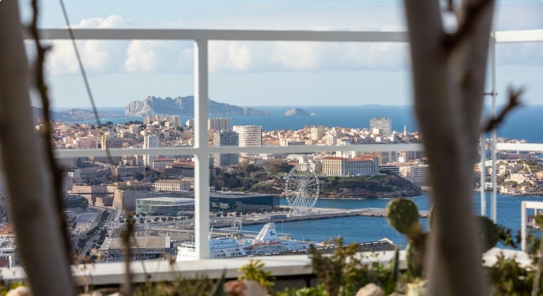 Sky Center Marseille, Tour La Marseillaise