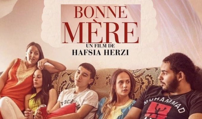 Film Bonne Mère par Hafsia Herzi, 2021