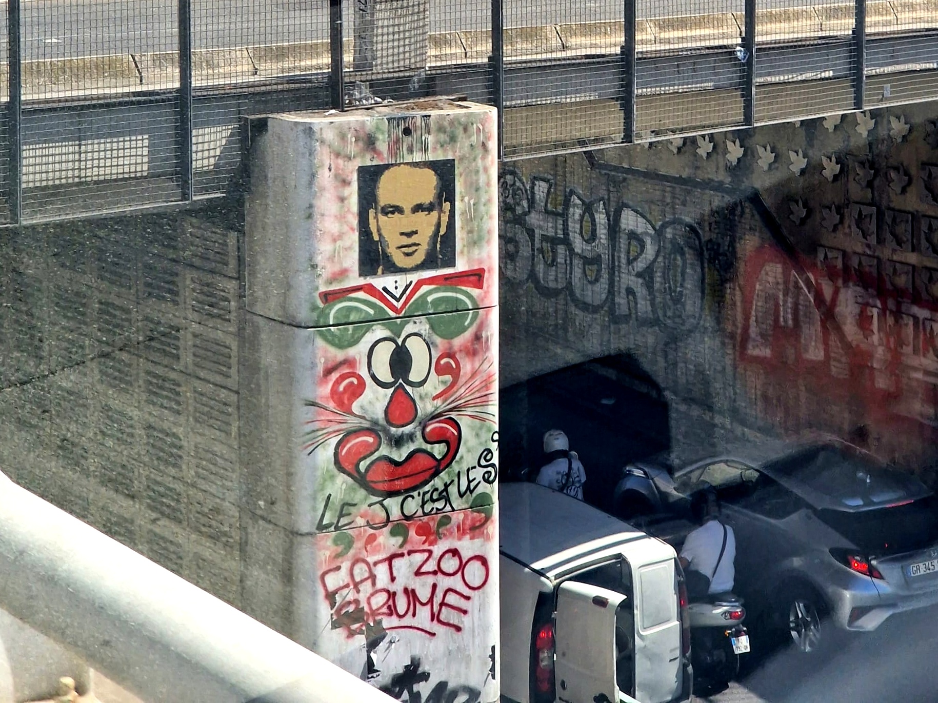 Le portrait en mosaïque de Jul, 2023