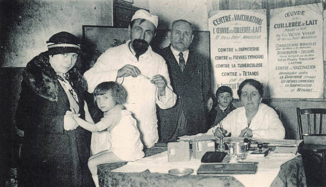 L’Œuvre de la Cuillerée de Lait, 81 rue de la Palud