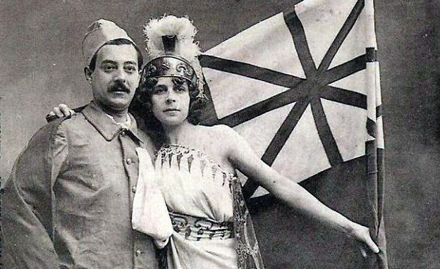 Maison Barabino, costumier, la triple entente, 38 rue d’Aubagne