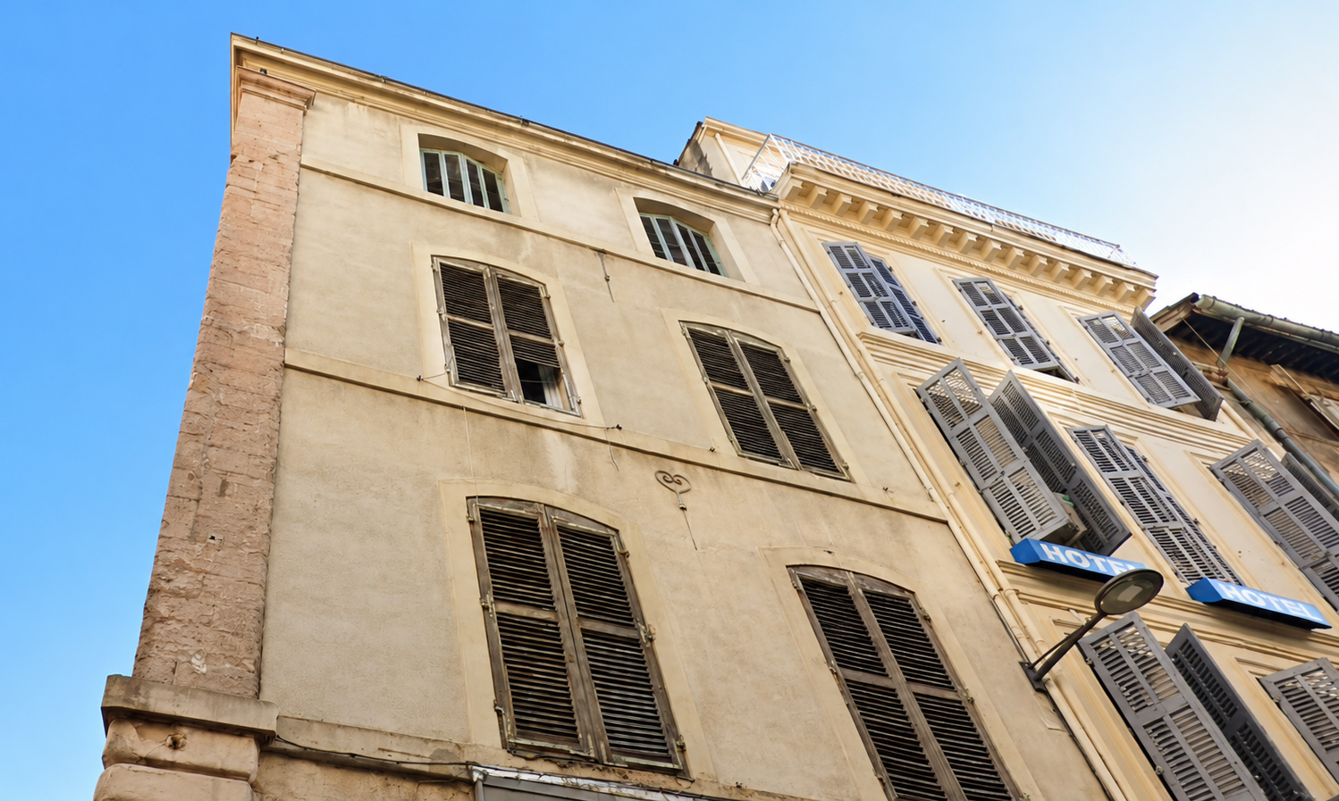 Hôtel Maurice de Grimaldi de Beuil, 1713, rue du Tapis Vert