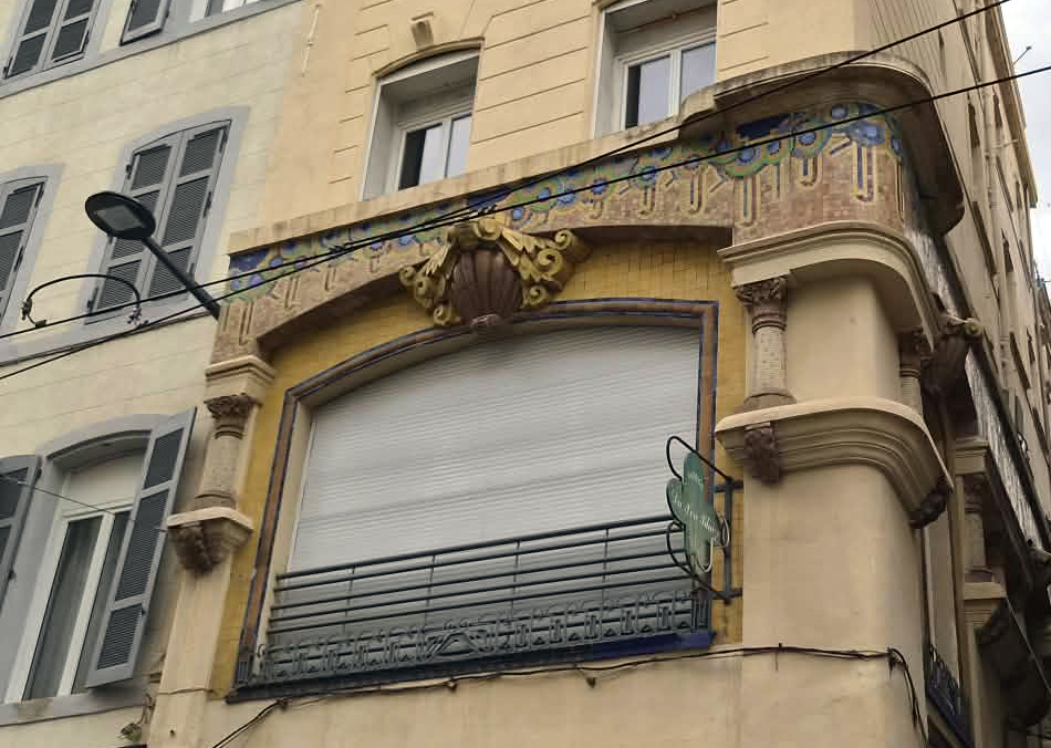 Les céramiques Art-Déco du 11 rue de Rome